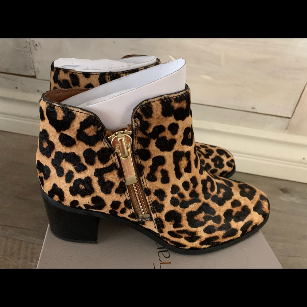 Franco Sarto leopard booties - Picture 4 of 6
